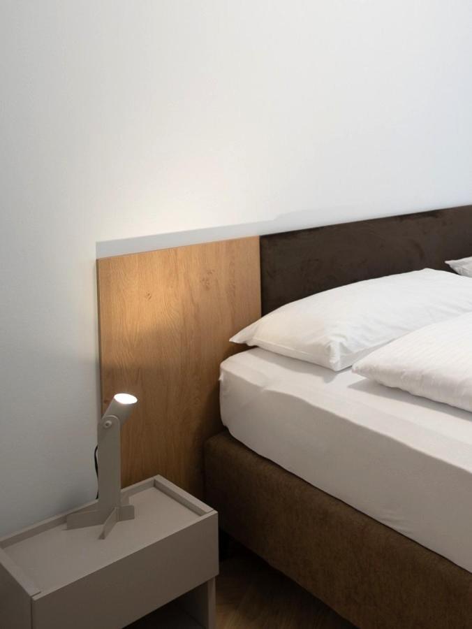 Door No 9 By Gt7 Hospitality Viena Exterior foto